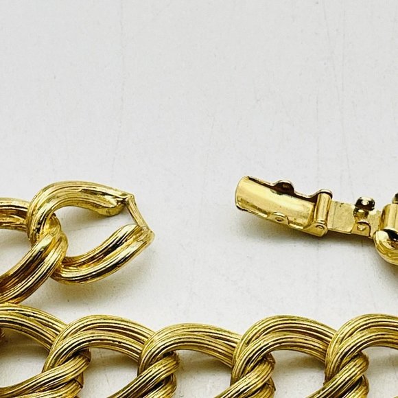 Avon Signed Double Link Chain Bracelet Gold Tone Classic Career Cosplay LARP - Picture 4 of 8